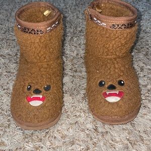 Kids booties size 11